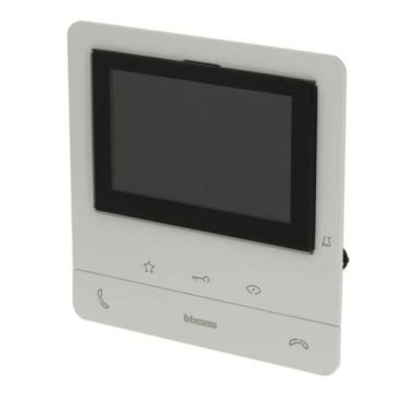 909158 Image 1