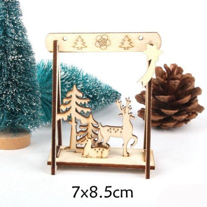 Weihnachtliche Holz-Ornamente