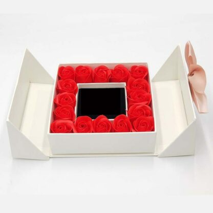 Doppeltür Geschenk-Box mit Rosen