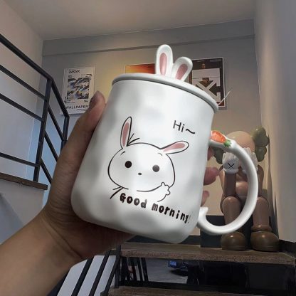 Tasse mit Deckel Hase 3