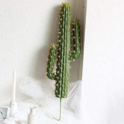 Künstlicher Kaktus  1