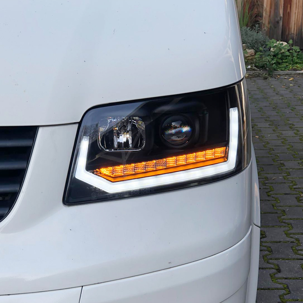 Dynamisch LED BAR Rückleuchten für Volkswagen Transporter T5.1 