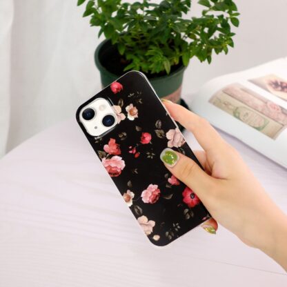 iPhone 15 Leuchtende Glow Gummi Schutzhülle Retro Blumen - Image 3