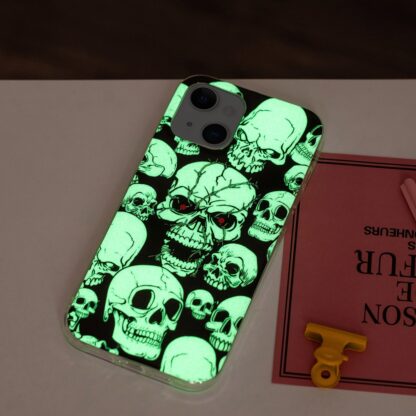 iPhone 15 Leuchtende Glow Gummi Schutzhülle Skulls - Image 2