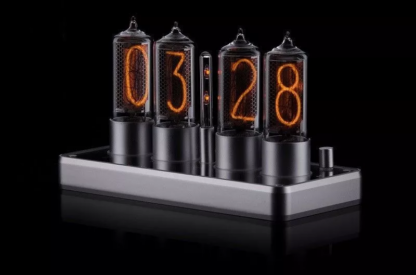 neu-zin18-nixie-uhr-silber-aluminium-gehause-4-ro-2531383.webp