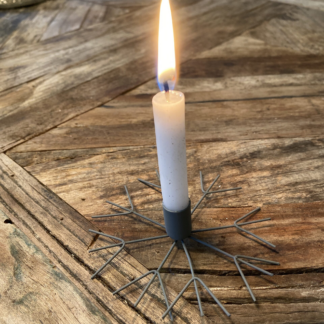 Schneeflockenlichter: Zarte Eleganz