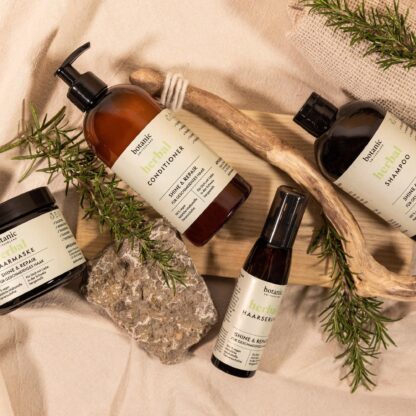 Produktset herbal | Shampoo, Conditioner, Haarmaske und Haarserum für geschmeidiges Haar