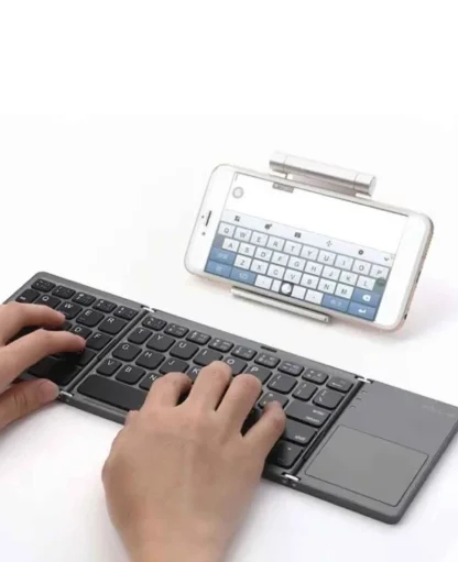 Faltbare Mini Bluetooth Tastatur Keyboard (QWERTY) mit Touchpad – Schwarz - Image 2