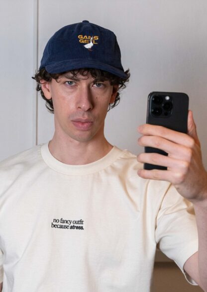 «Gans Geil» Courdroy Cap - Image 8