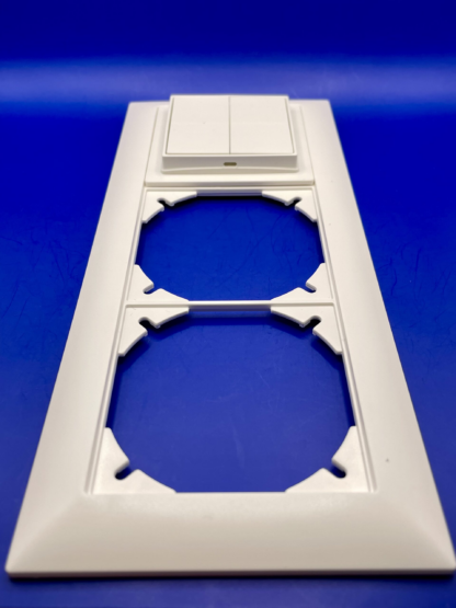 Shelly BLU Wall Switch 4 Halterung mit CH Feller EDIZIO due 3er Rahmen - Image 6