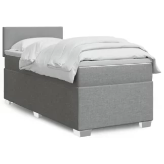 Boxspringbett mit Matratze