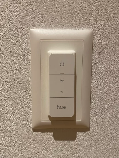 Philips Hue Dimmschalterhalterung mit Feller EDIZIOdue 2-Rahmen Version 2 (abgerundet, mit Hue Logo) - Image 8