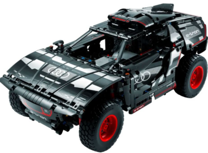LEGO Technic 42160 Audi RS Q e-tron - Image 10
